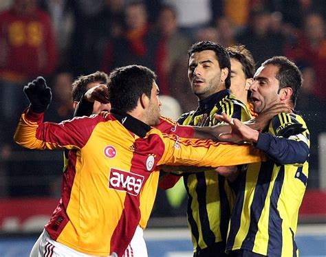 Sultanlar Ligi'nde Fenerbahçe-Galatasaray derbisi - Son Dakika Haberleri